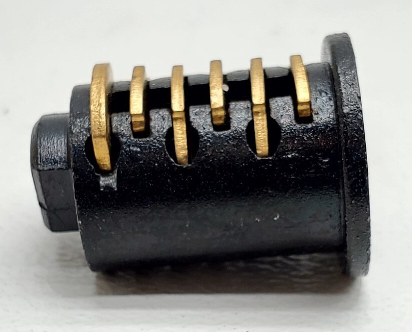 NEW KAWASAKI NINJA 85-86 Zx600 87-93 Ex500 OEM TANK LOCK KEY