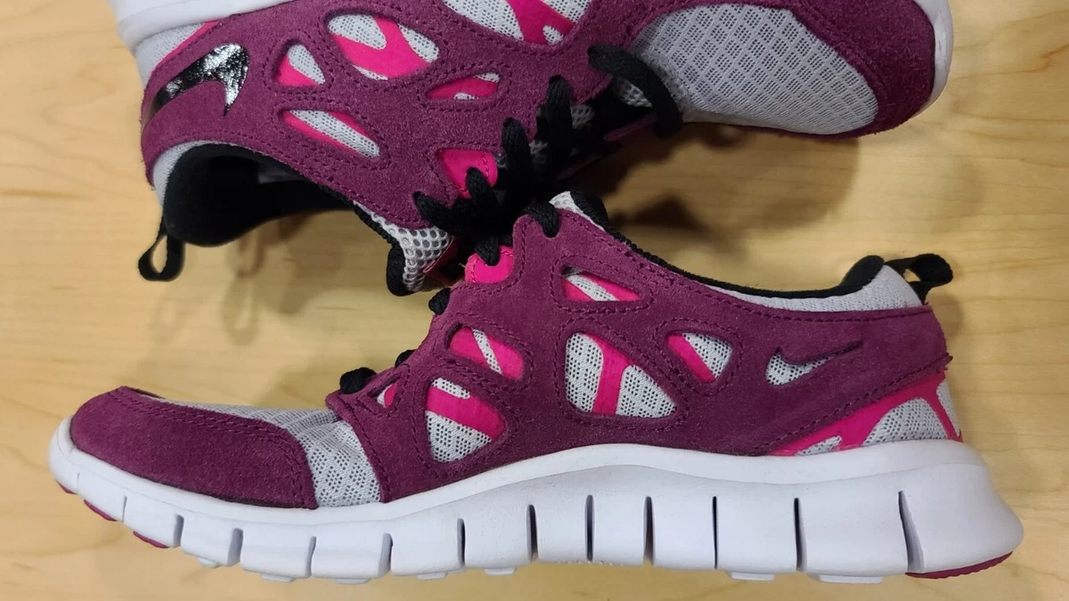 Nike free run womens red 2025