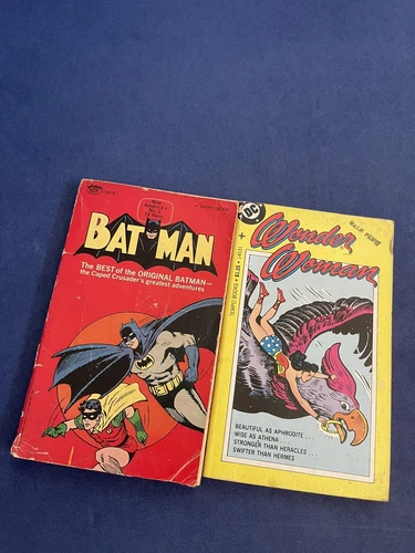 VTG Batman And Wonder Woman Graphic Novels Lot Of 2 1970’s Batman Has Wear