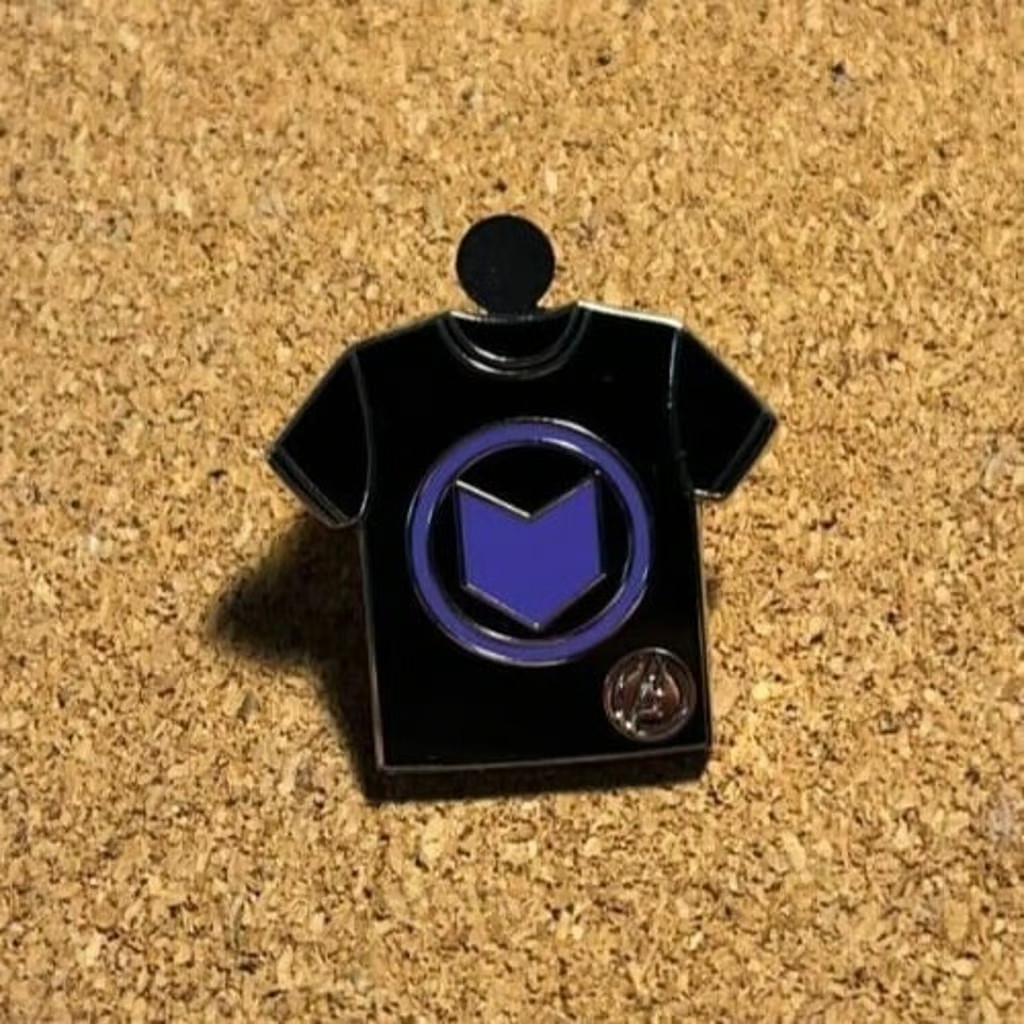 Disney Trading Pin Hawkeye T-Shirt Marvel Avengers Heroes HD WDW