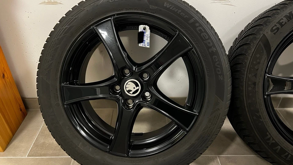 Original Skoda Superb Winterreifen Alufelgen 17 Zoll - Bild 2 von 4