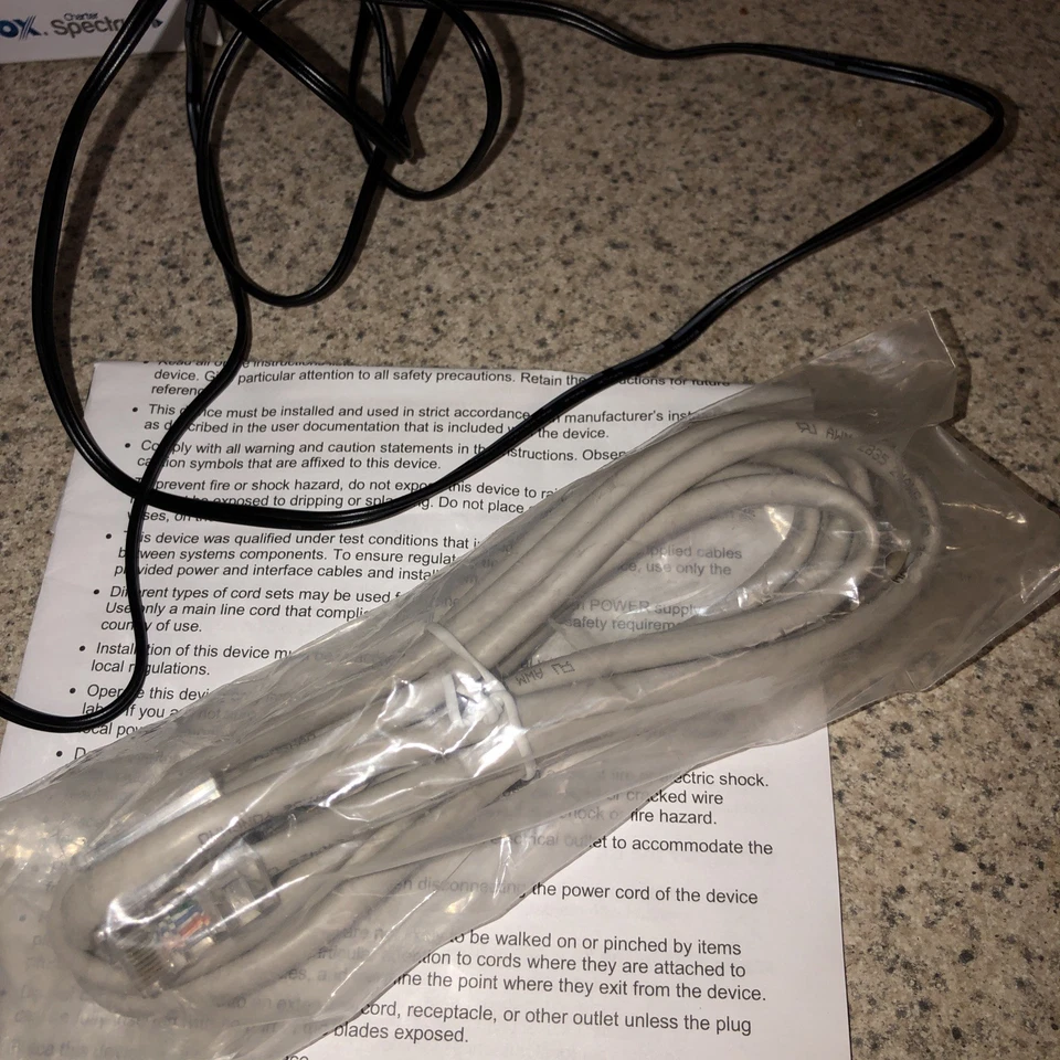 ARRIS SURFboard sb6190 docsis 3.0 cable modem 1.4 Gbps 32x8 Channels With Box. - Image 4 of 4