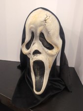 Ghost face Scream Mask 2011 Fun World Carole Place Ny