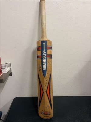 Vintage Gray Nicolls GNX Gladiator English Willow Cricket Bat 86cm Signed