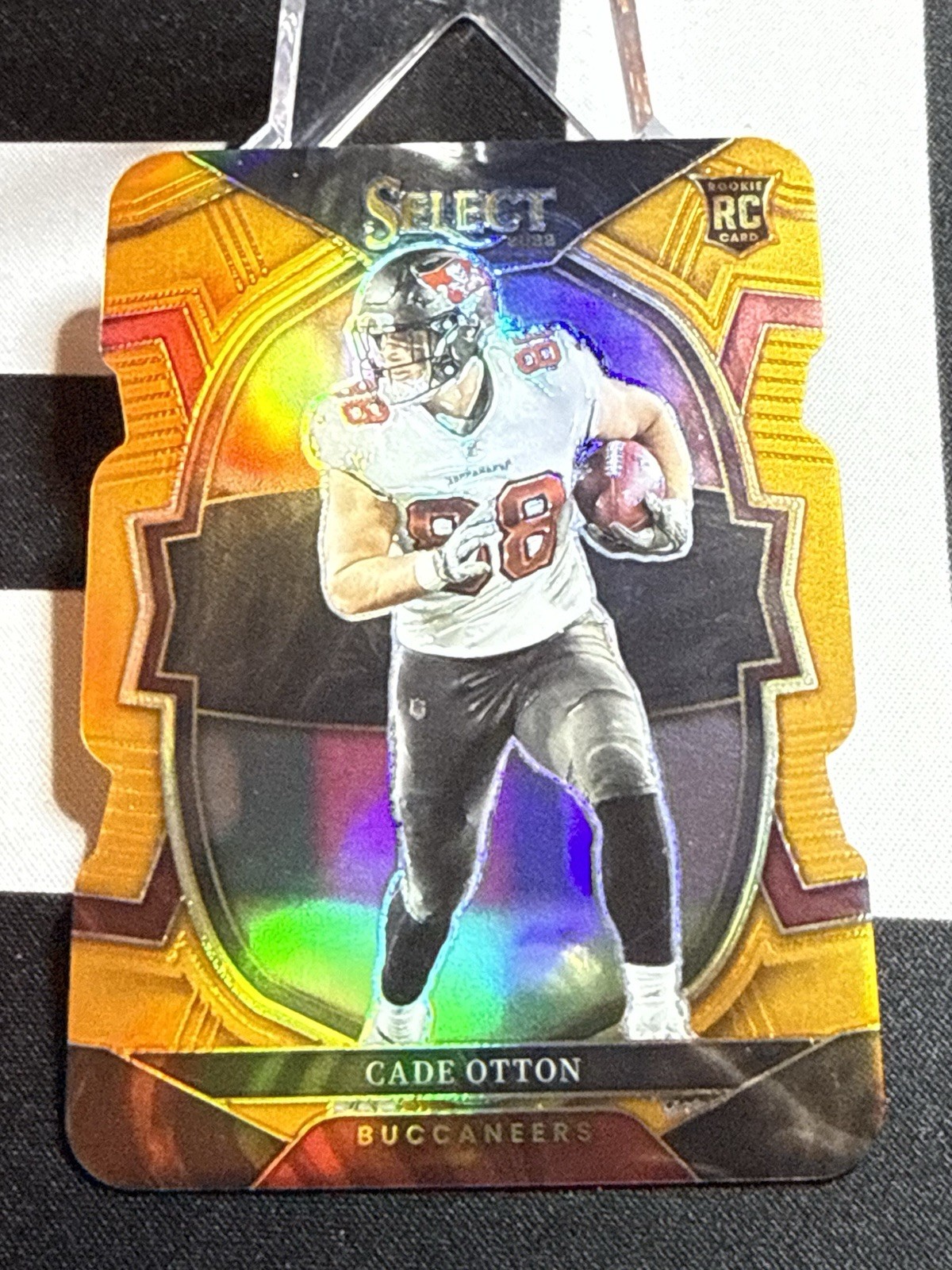 Cade Otton Panini Select #28 Die-Cut Orange