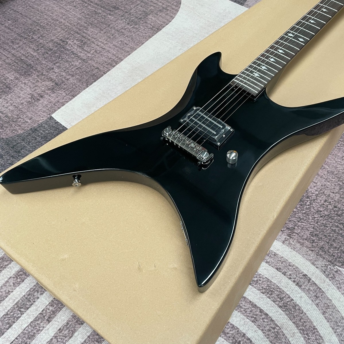 ギター Stealth (chuck schuldiner tribute) s-l1200.jpg