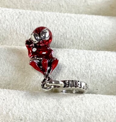 Pandora Disney Marvel Hanging Spider Man Silber Charm Sehr guter Zustand ALE S925