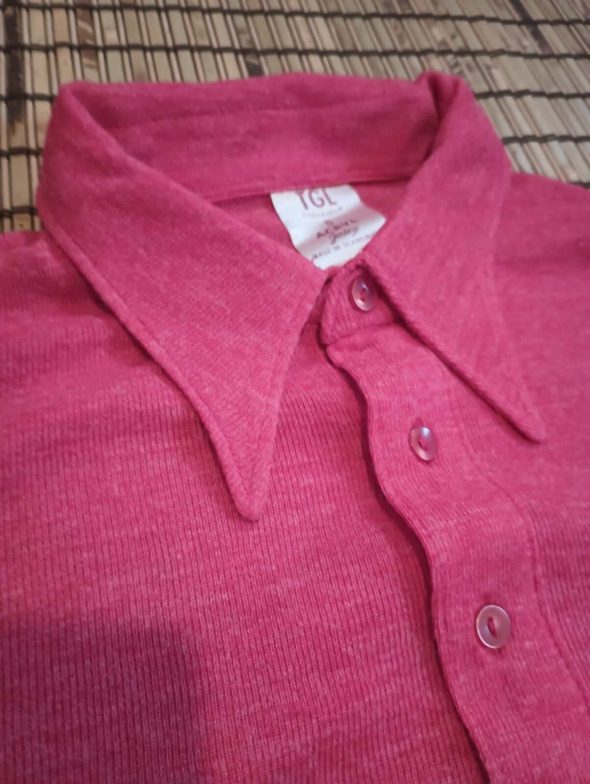 Vintage 70s Swedish Made Men's Long Sleeve Half Button Down Knit.Dagger Collar.