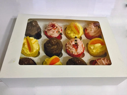 10 x 12, 25 x 6, 15 x 4, 10 x single cupcake boxes & 10M x 50mm red satin ribbon