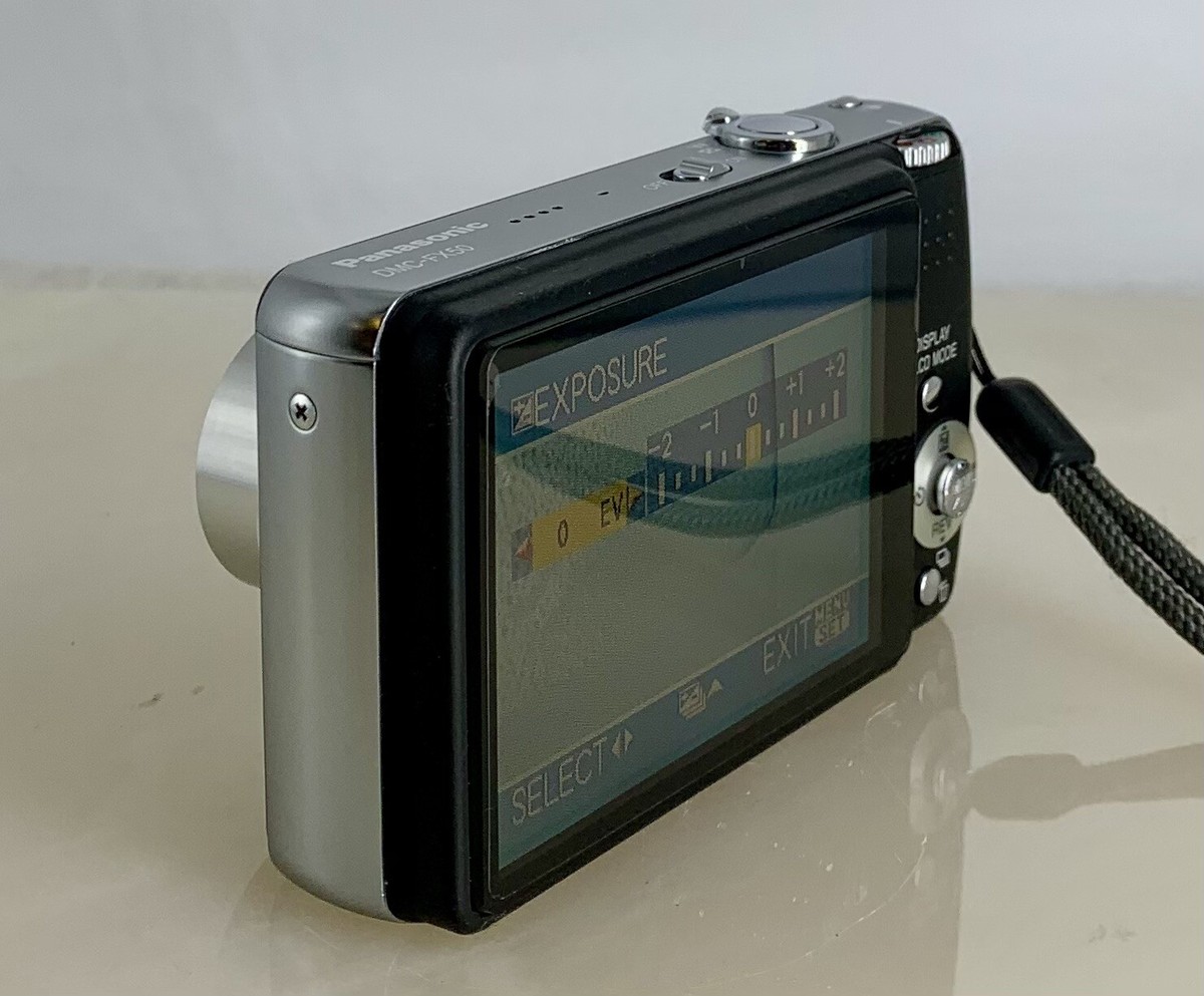 Panasonic Lumix Dmc-Fx50 Compact Digital Camera 21.9x Zoom+Charger