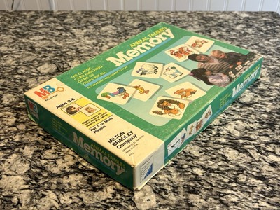 海外作家 old loli メモ レトロアニマル 6点セット③ Vtg 1986 Milton Bradley Animal Families Memory Matching Game Green