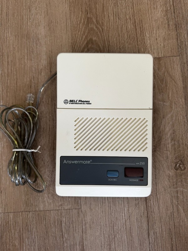 Vintage Answermate Answering Machine am250 - Used