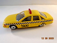 Maisto 1997 Chevrolet Caprice Taxi Cab, NYC