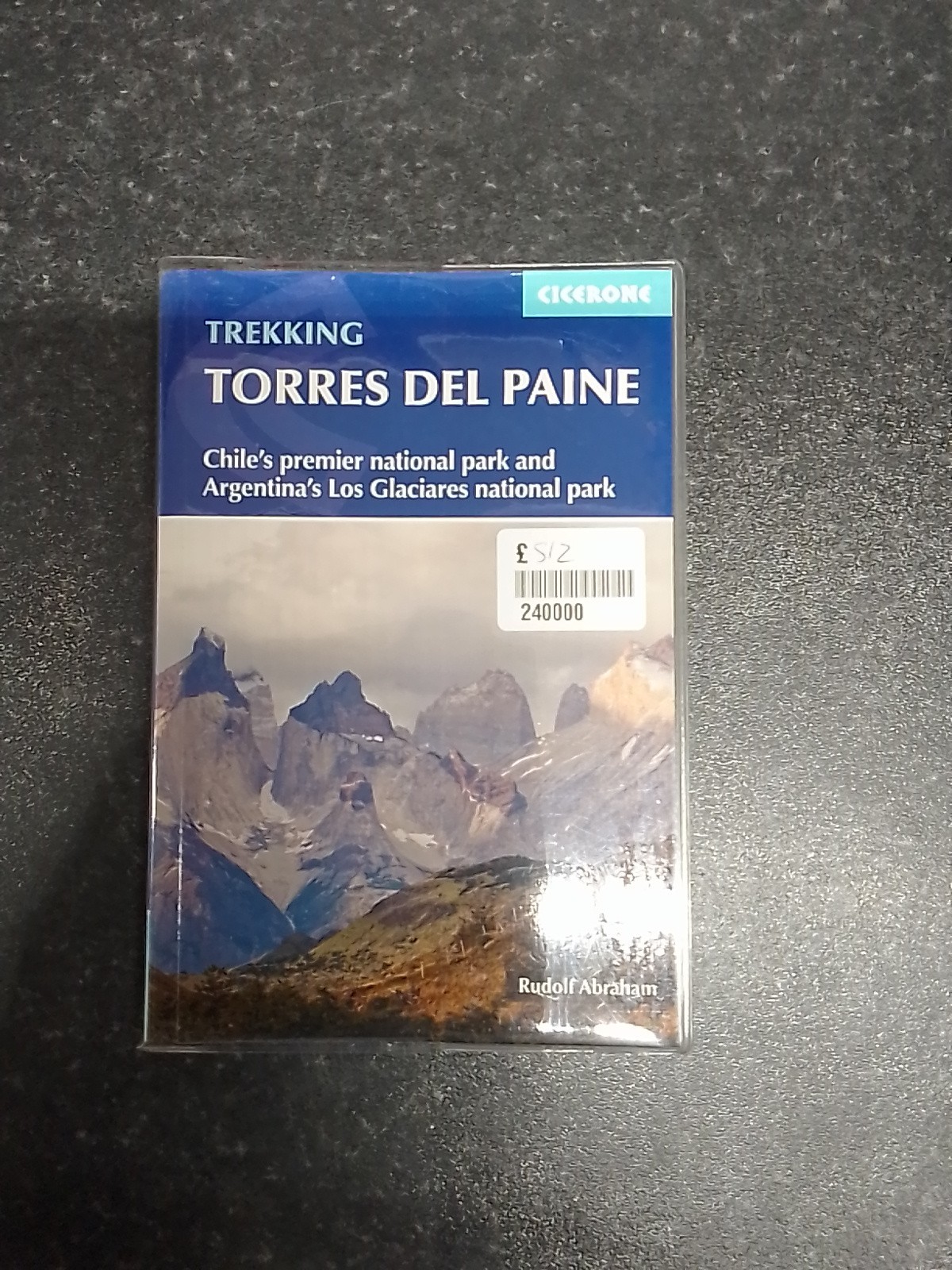 Torres del Paine: Chile's Premier National Park and... - Abraham, Rudolf