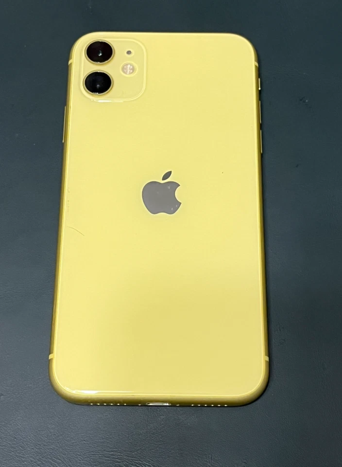 Apple iPhone 11 - 64 GB - (Unlocked) (CA) EXCELLENT CONDITION - Image 4 of 4