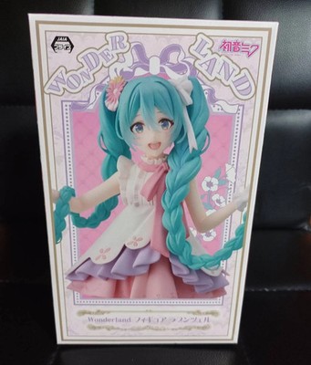 Cute Hatsune Miku Wonderland Rapunzel Figure New Unopened Box