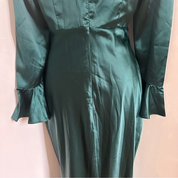 Veiled Collection Sandra Emerald Button Front Sat… - image 12