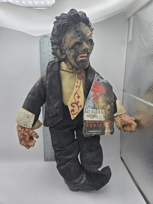 AS IS Mezco Cinema Of Fear Deluxe Plush Series 2 Leatherface 14 Inch Incomplete