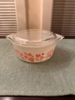 Vintage Pyrex 472 Pink Gooseberry on White Cinderella 1 1/2 Pint w/Lid Casserole