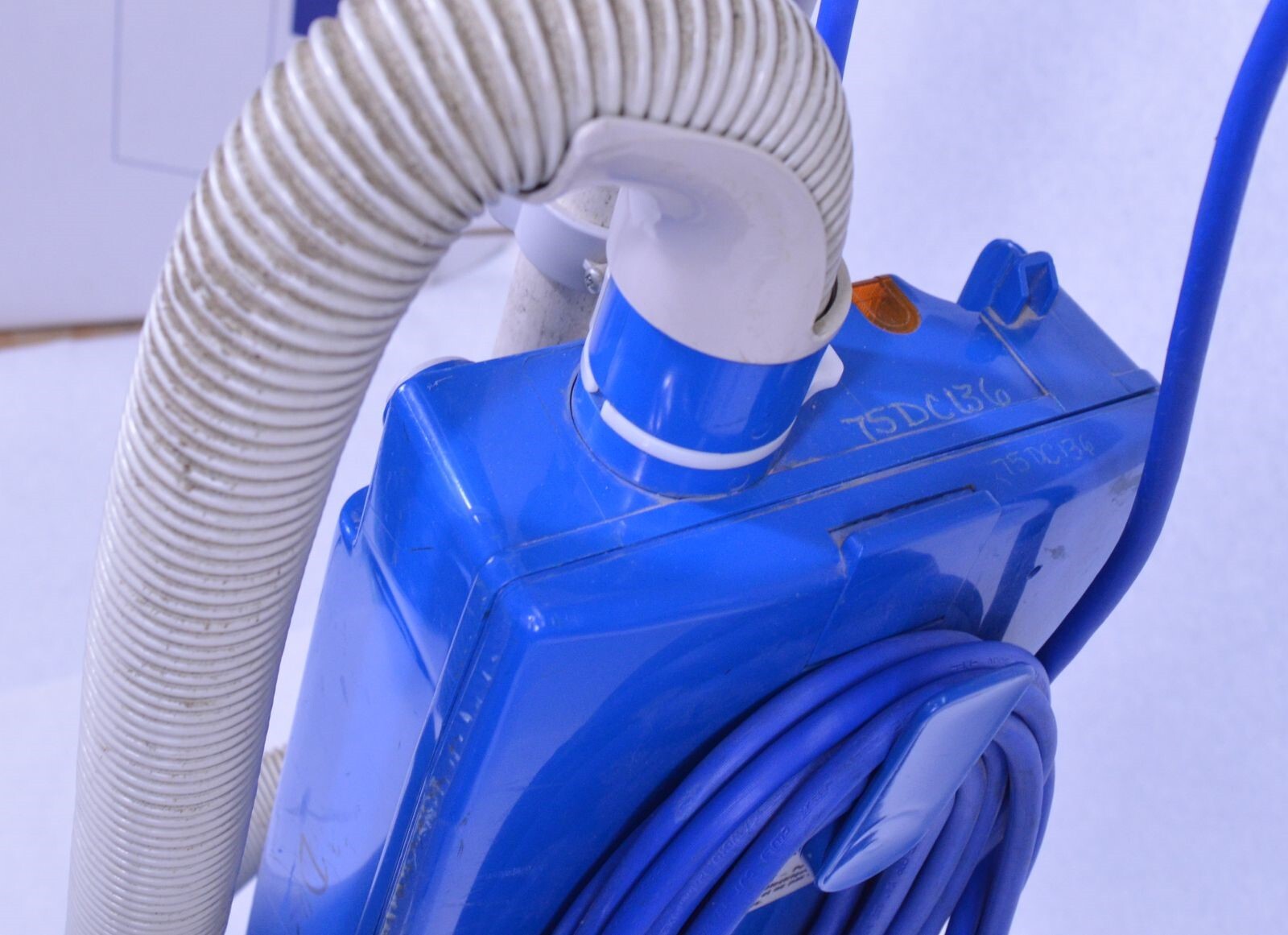 Windsor Versamatic VS18 Commercial Upright Vacuum Cleaner Parts 1 eBay