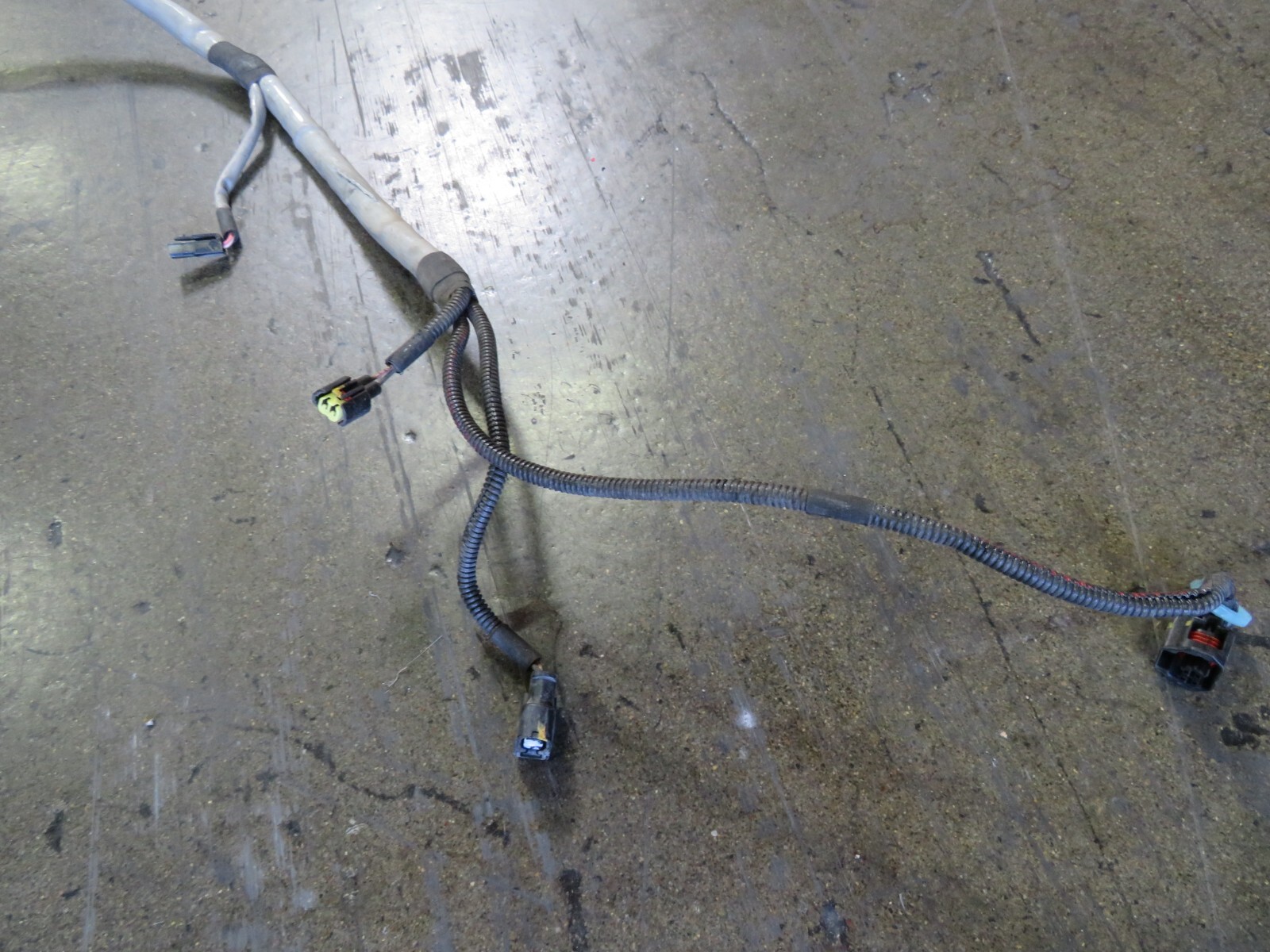 Ferrari Portofino, Main Engine Wire Harness, Dmg, Used, P/N 813111