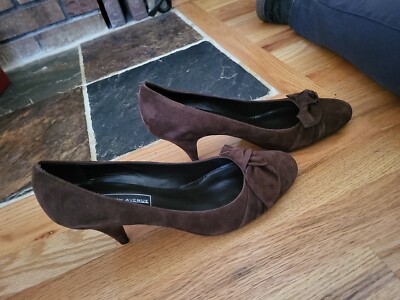 Saks fifth avenue women shoes 9B Brown Leather Made In