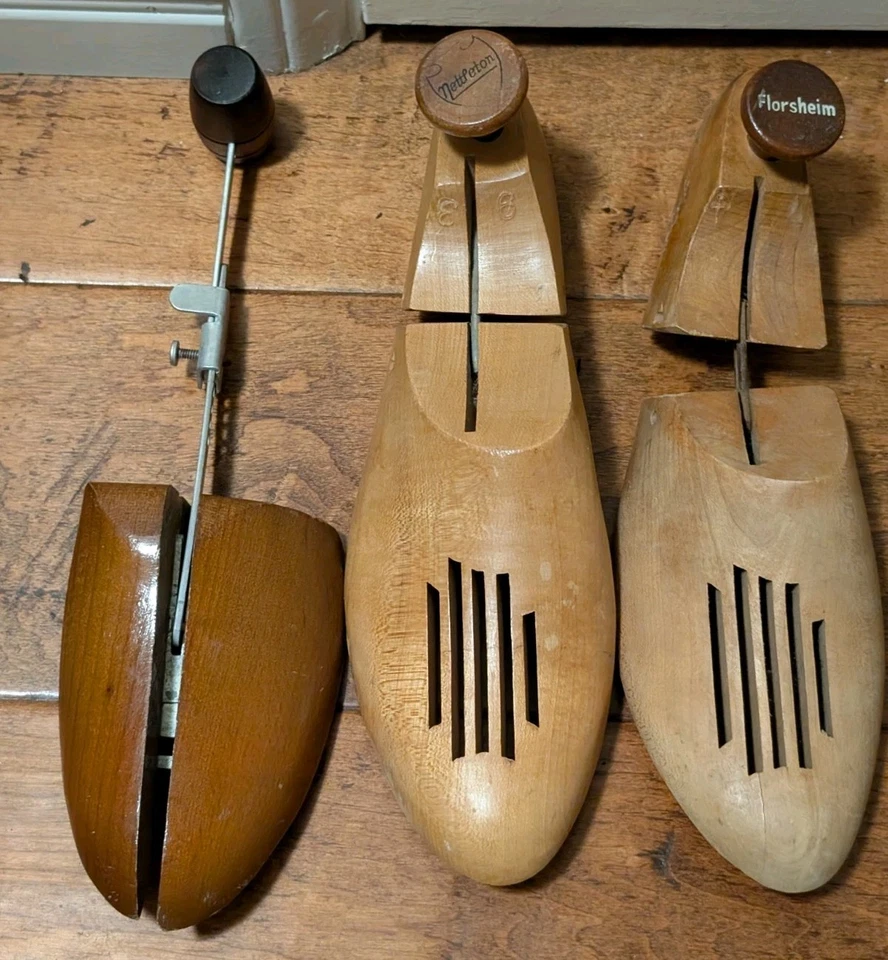 VTG Wooden Shoe Stretchers Trees Mixed Lot 3 Pairs 3 Singles 12 Total Nordstrom - Image 4 of 4