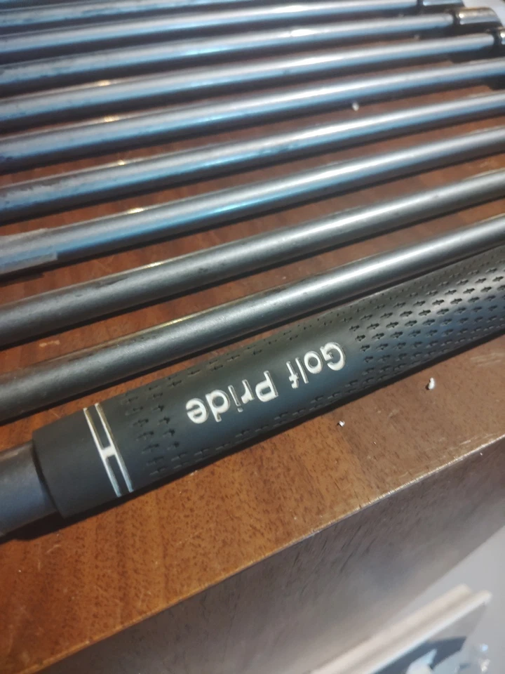 Juego de palos de golf Callaway Hawkeye de hierro titanio Foto 4 de 4