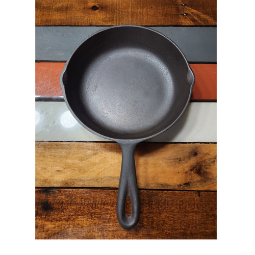 Cast Iron Skillet BSR Marked 5A Double Pour Spouts Round Black