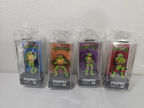 FiGPiN 4er Set Teenage Mutant Ninja Turtles Emaille Pins NEUWERTIG 566 567 567 569  - Bild 1 von 7