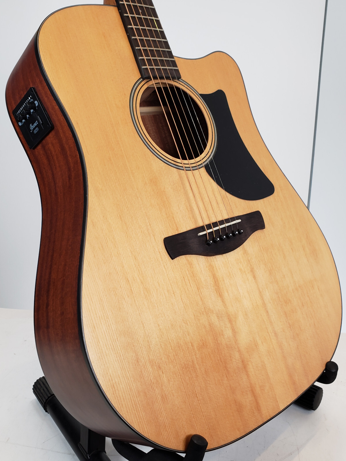 Ibanez AAD50CE Advanced AcousticElectric Guitar Natural Overset