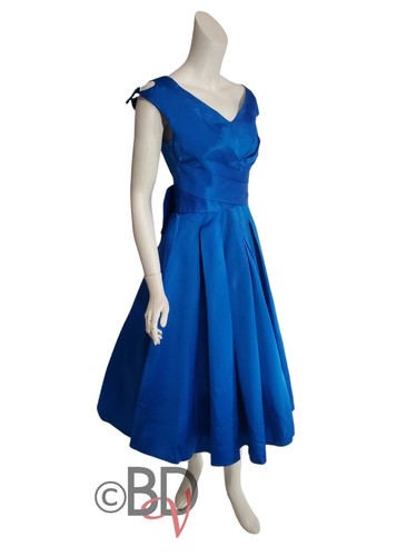 Vintage 50er Jahre Partykleid in brillantblauem Satin - sm
