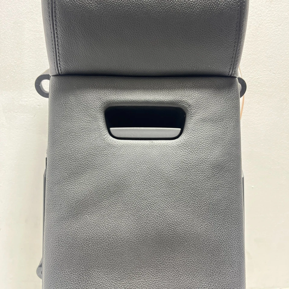 AUDI A8 QUATTRO 2011-2014 ASIENTO TRASERO CONSOLA CENTRAL PORTAVASOS REPOSABRAZOS NEGRO OEM Foto 3 de 4