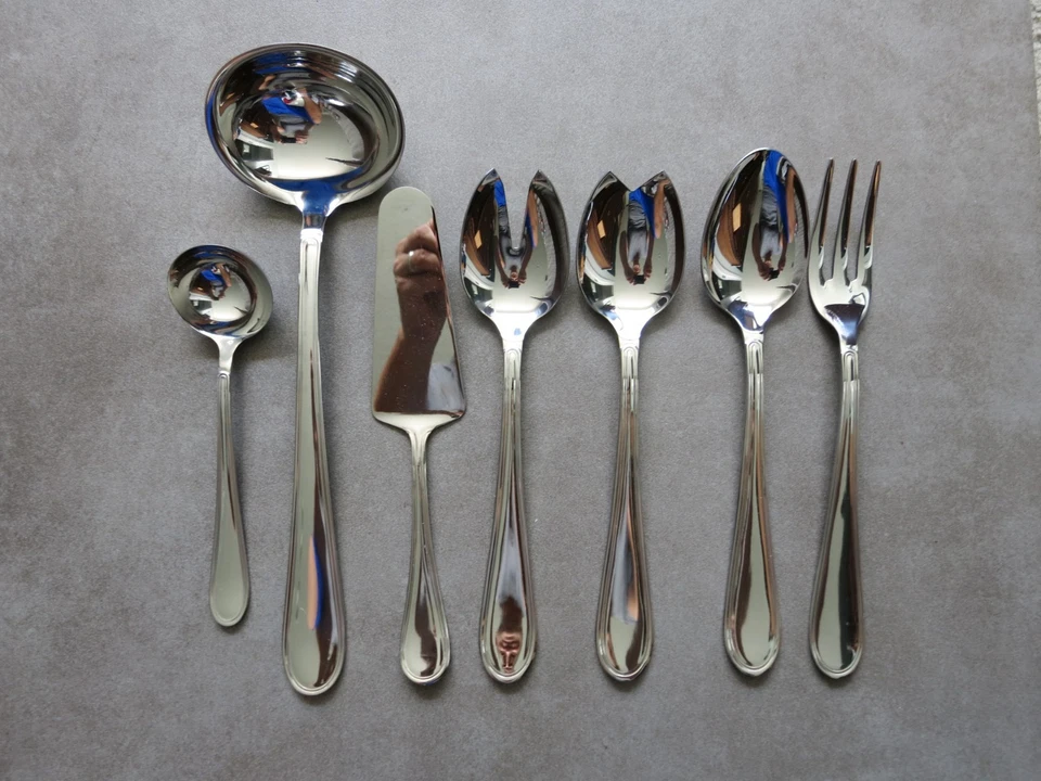 Juego de cubiertos MEPRA Norma, juego de 151 piezas, se vende por $2,180 de Mepra Foto 2 de 4