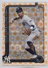 2025 Topps Series 2 Holiday Oswaldo Cabrera #528 1rv2