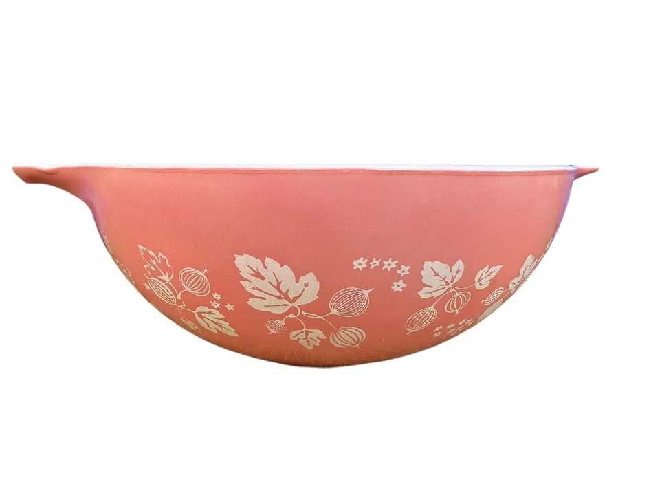 Pyrex Pink Gooseberry Cinderella Mixing Bowl 444 4QT Nesting Bowl Vintage - Image 4 of 4
