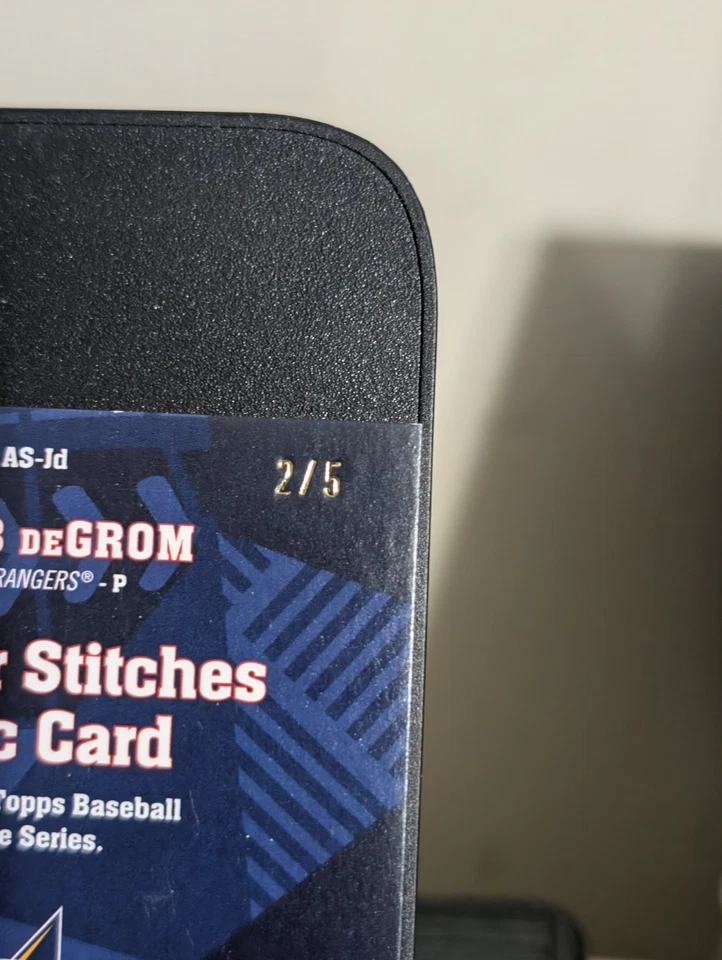 Jacob deGrom #AS-JD 2025 Actualización Topps Puntadas All-Star Reliquia Roja /5! Foto 3 de 4