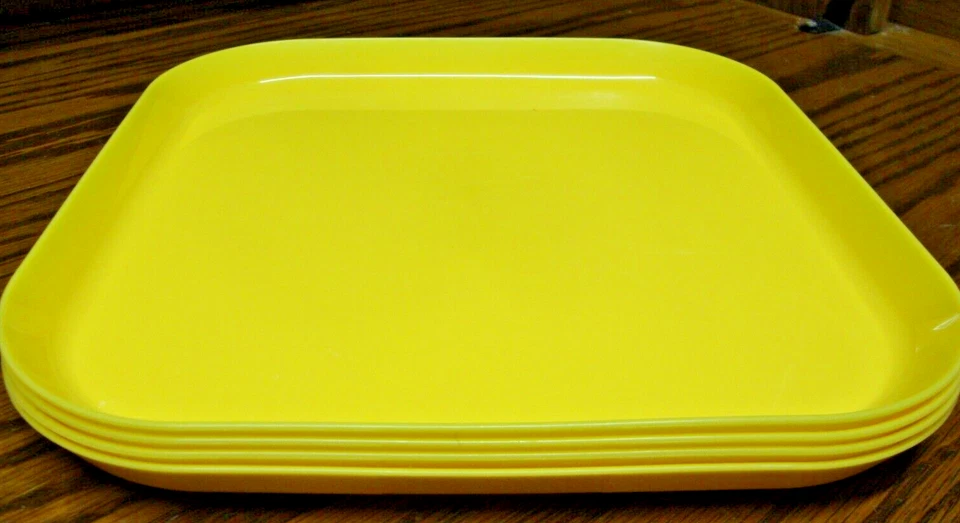 4pc IKEA  Bright Yellow Dinner Plates 9.5x9.5-Plastic Summer Picnic Poolside 986 - Image 3 of 4
