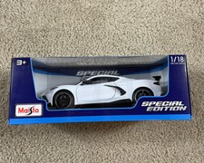 2020 Chevrolet Corvette Stingray Coupe C8 Arctic White Special Maisto 1/18