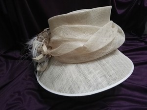 beige occasion hat
