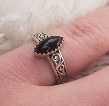 Sterling Silver SOUTHWESTERN Marquise Onyx Filigree Ring Size 5 2g