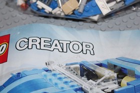 LEGO (6913) CREATOR 3 In 1: Blue Roadster, Used, 100% Complete W/Manuals, No Box