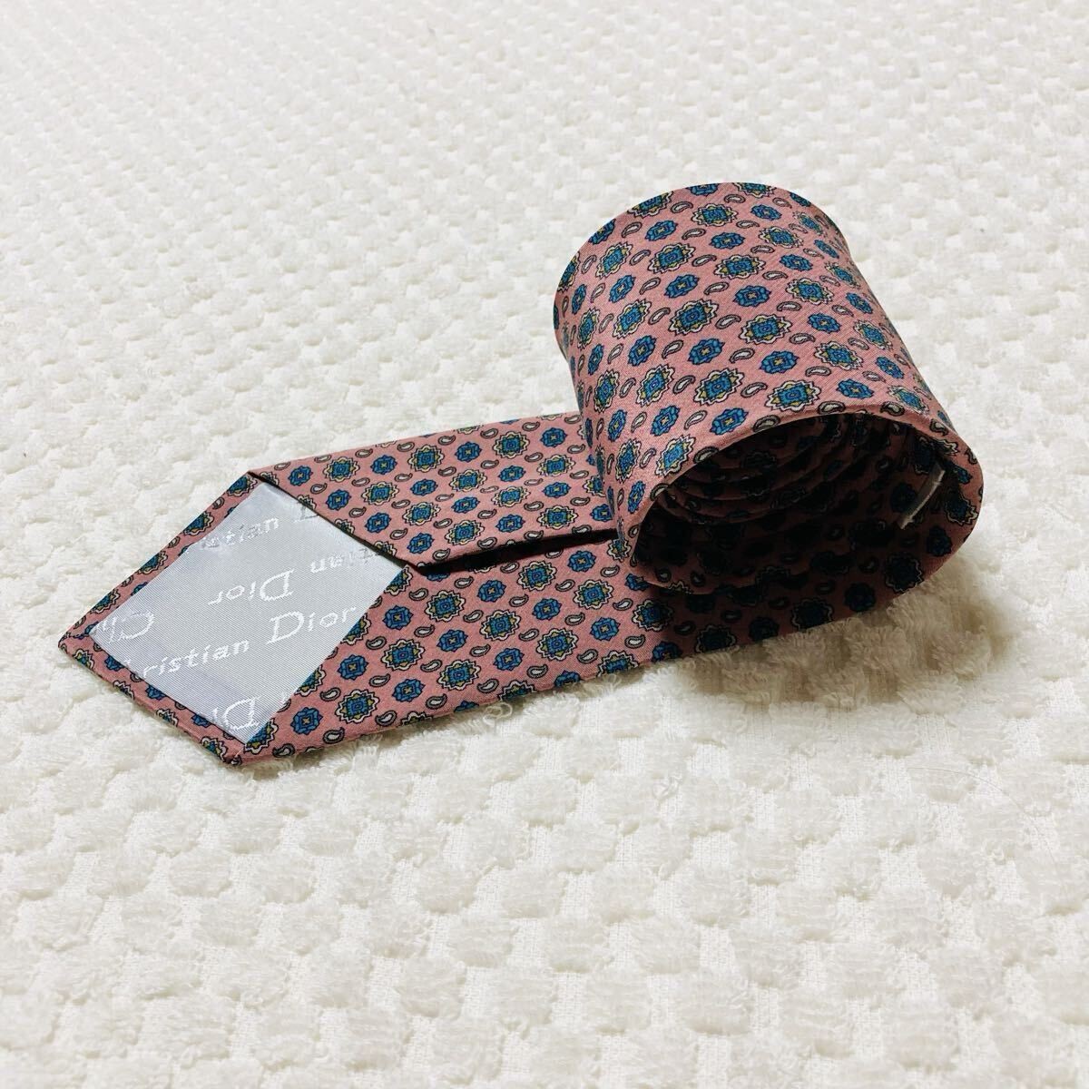Excellent condition Christian Dior tie jewelry gemstone paisley all over pattern thumbnail 3