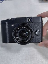 Fujifilm X10 12MP Digital Camera with 4x Optical Zoom Black English Languages