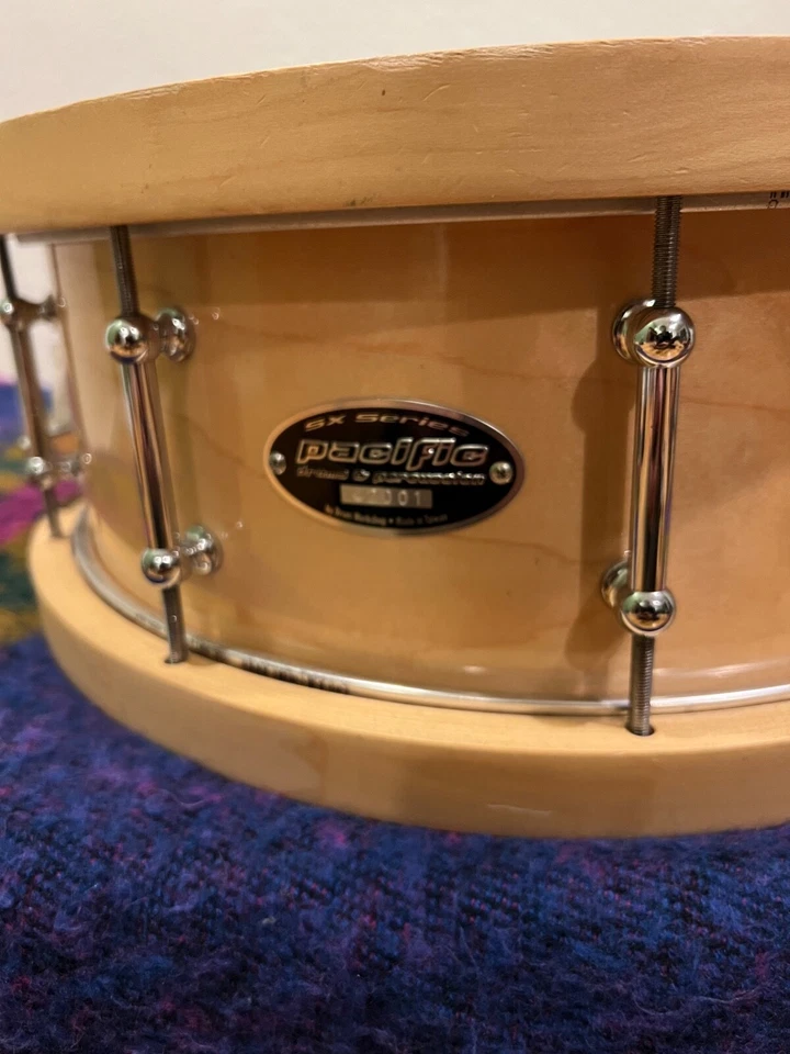 Caja de aros de madera PDP con aros de aros Foto 2 de 4