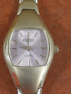 GUCCI パープル スクエア 腕時計 YA019519 Gucci