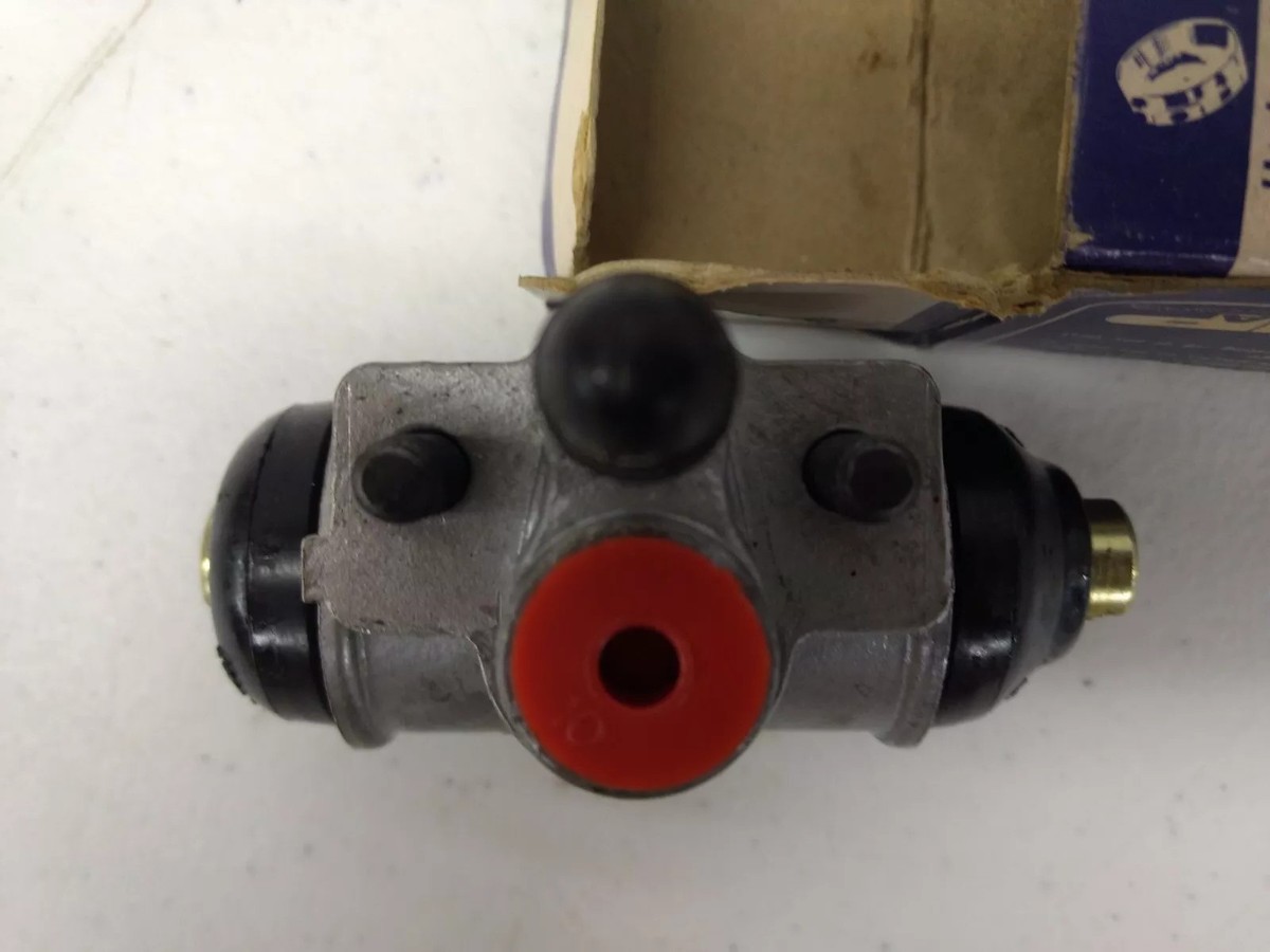 NOS Miyaco WC-43303 Rear Wheel Brake Cylinder Assembly Honda Made