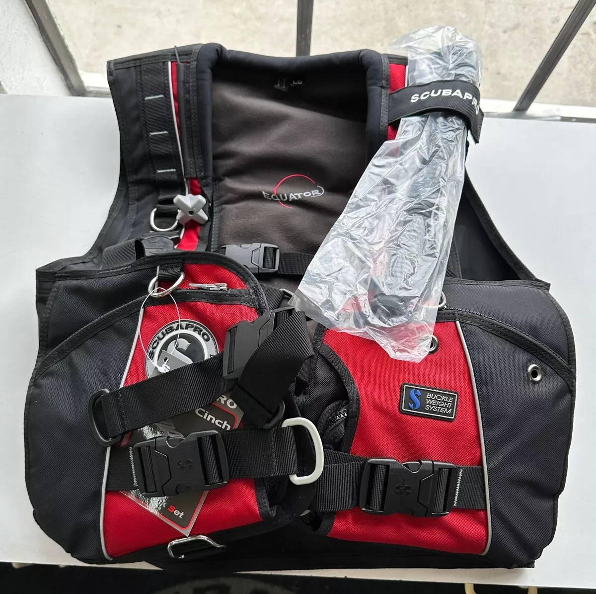 ScubaPro Equator BCD - L/Red - Missing BPI