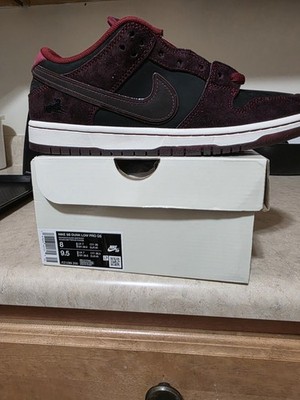 Nike Men's Dunk Low Retro Sb Beetroot Black Red