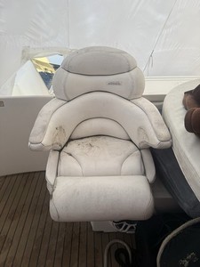 Sea Ray Captains Seat Helm Used VERY HARD To Find